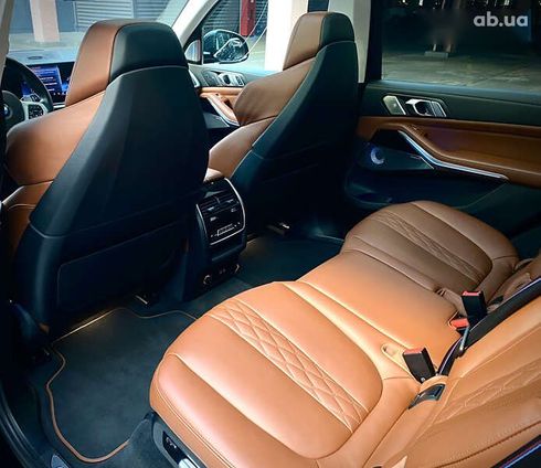 BMW X7 2023 - фото 28