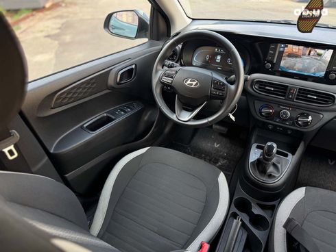 Hyundai i10 2024 зеленый - фото 36