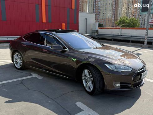Tesla Model S 2014 - фото 5
