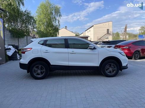 Nissan Qashqai 2015 - фото 11
