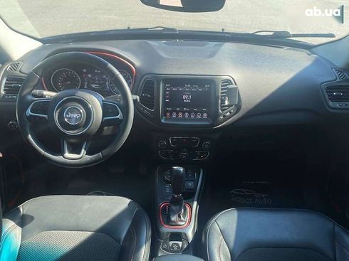 Jeep Compass 2019 - фото 10