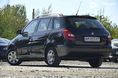 Skoda Fabia 2009 - фото 7