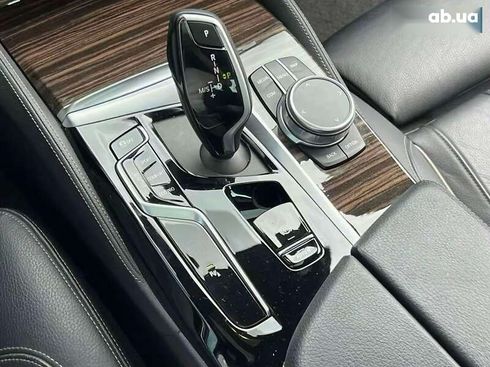 BMW 5 серия 2021 - фото 16