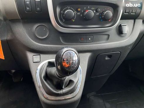 Renault Trafic 2019 - фото 14