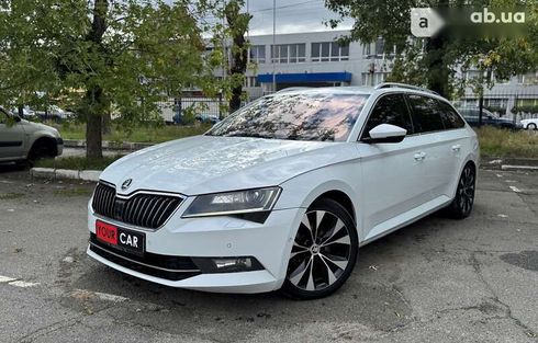 Skoda Superb 2016 - фото 7