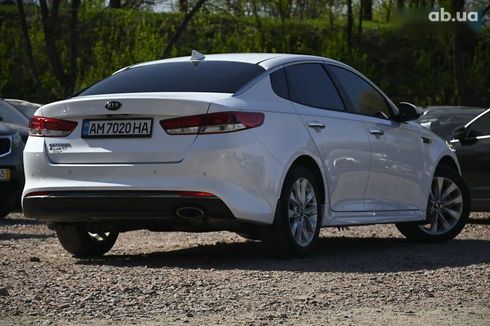 Kia Optima 2018 - фото 11