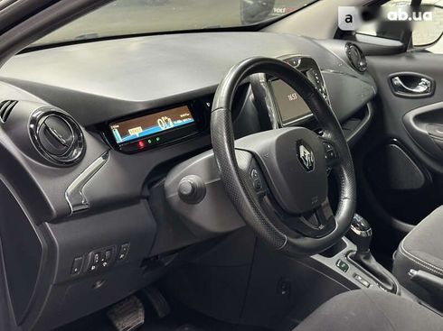 Renault Zoe 2017 - фото 17