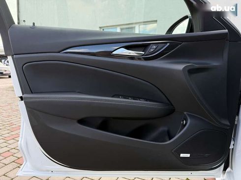 Opel Insignia 2022 - фото 29