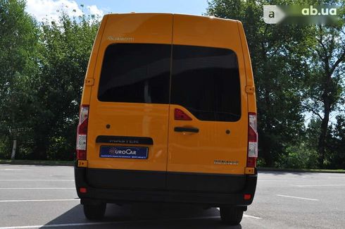 Renault Master 2017 - фото 18