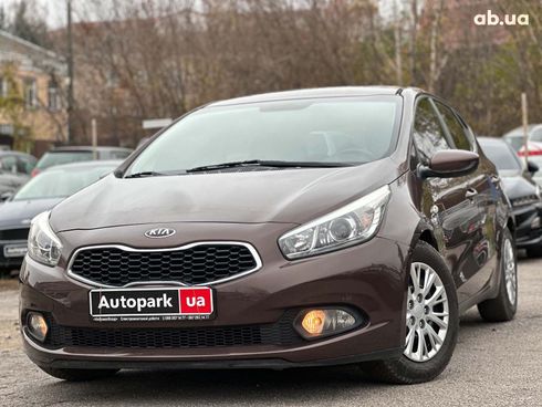 Kia Cee'd 2012 коричневый - фото 2