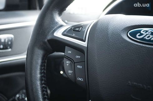 Ford Edge 2016 - фото 20