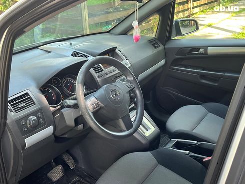 Opel Zafira 2005 серый - фото 17