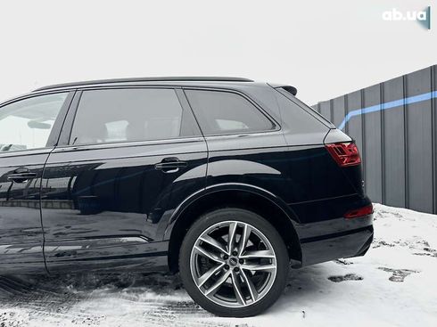 Audi Q7 2018 - фото 11