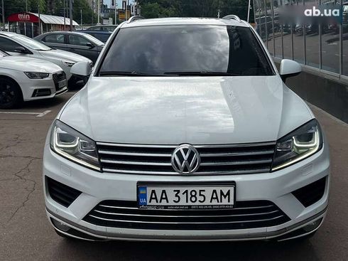 Volkswagen Touareg 2015 - фото 9