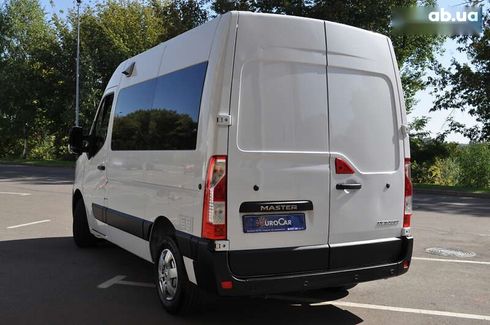 Renault Master 2019 - фото 15