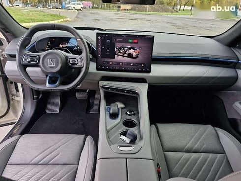 Zeekr 001 2025 - фото 23