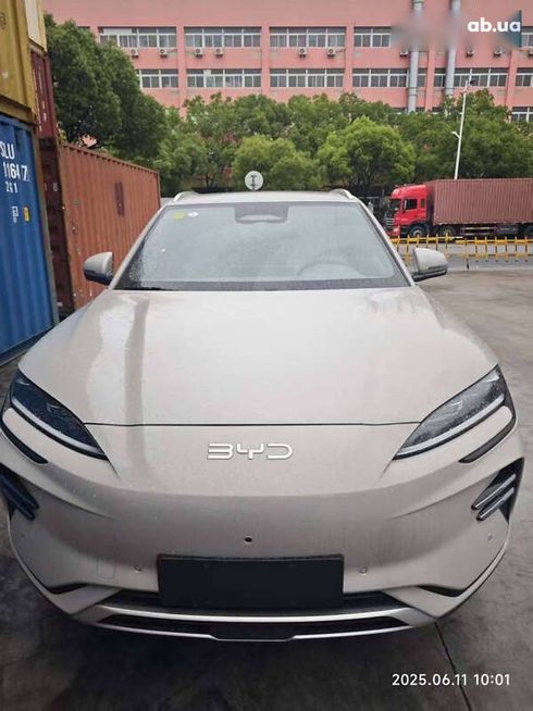 BYD Song Plus 2025 - фото 2