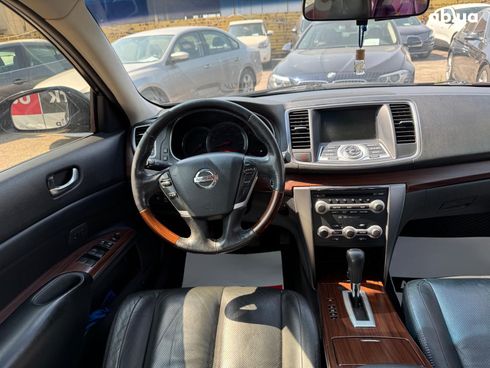 Nissan Teana 2010 красный - фото 10