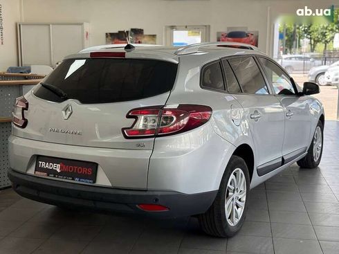 Renault Megane 2012 - фото 13