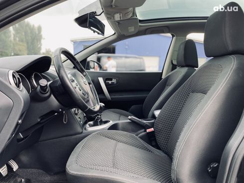 Nissan Qashqai 2010 черный - фото 11