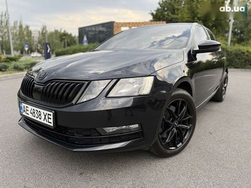 Skoda Octavia 2017 - фото 4