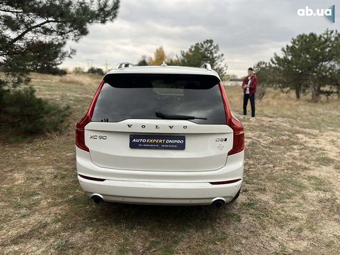 Volvo XC90 2016 - фото 10