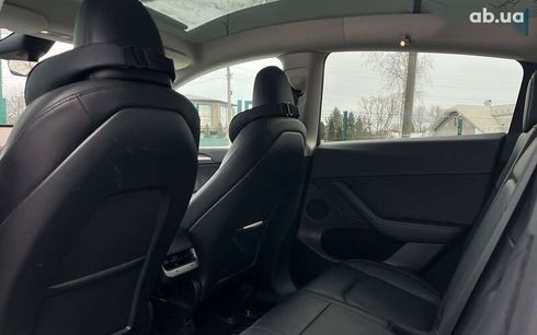Tesla Model Y 2023 - фото 15