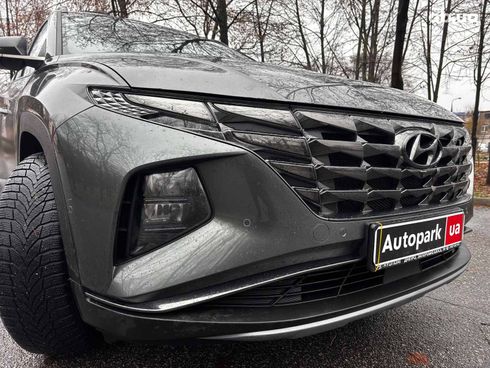 Hyundai Tucson 2022 серый - фото 10