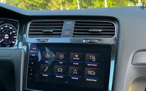 Volkswagen e-Golf 2017 - фото 11