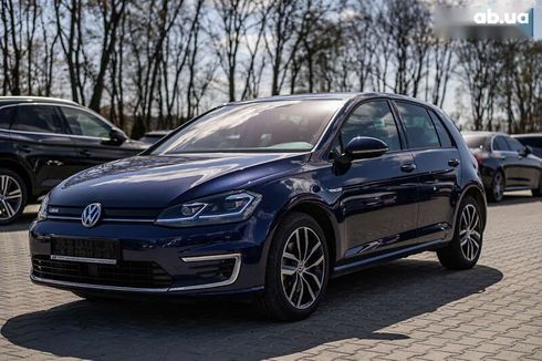 Volkswagen e-Golf 2019 - фото 25
