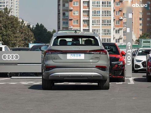 Audi Q4 e-tron 2025 - фото 6