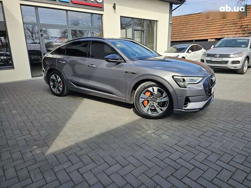 Audi E-Tron 2021 - фото 24