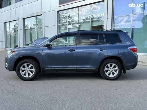 Toyota Highlander 2013 - фото 4