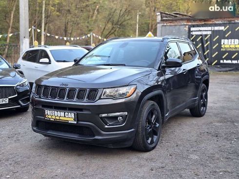 Jeep Compass 2018 - фото 3