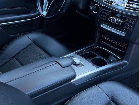Mercedes-Benz E-Класс 2013 серый - фото 14
