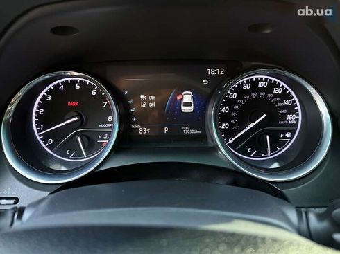 Toyota Camry 2020 - фото 15