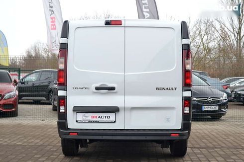 Renault Trafic 2021 - фото 15