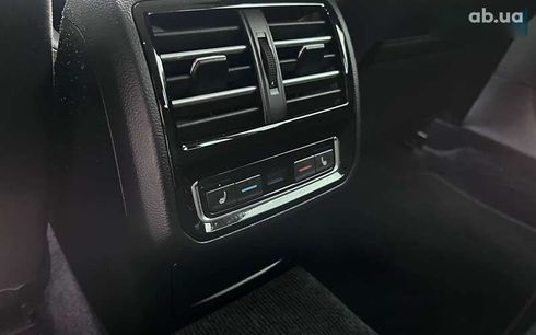 Volkswagen Passat 2015 - фото 19