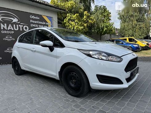 Ford Fiesta 2016 - фото 13