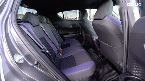 Toyota C-HR 2020 - фото 7