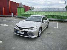 Продажа б/у Toyota Camry в Киеве - купить на Автобазаре