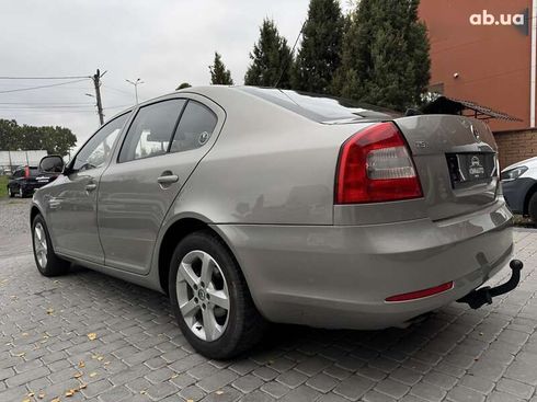 Skoda Octavia 2009 - фото 12