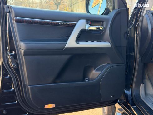Toyota land cruiser 200 2015 черный - фото 29