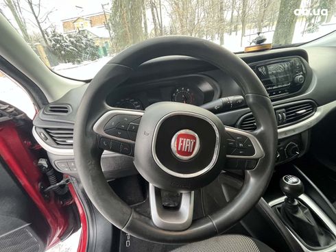 Fiat Tipo 2019 красный - фото 21