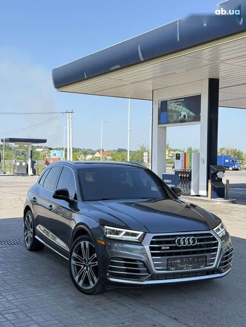 Audi SQ5 2018 - фото 15