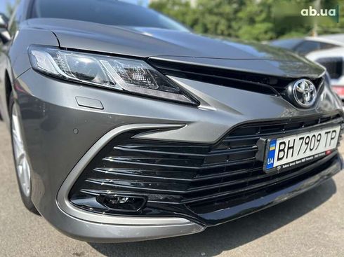 Toyota Camry 2024 - фото 8