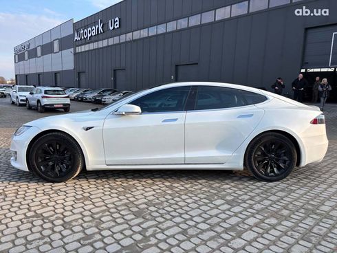 Tesla Model S 2019 белый - фото 4