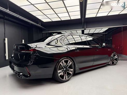 BMW 7 серия 2023 - фото 20