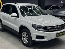 Продаж вживаних Volkswagen Tiguan 2017 року в Чернівцях - купити на Автобазарі