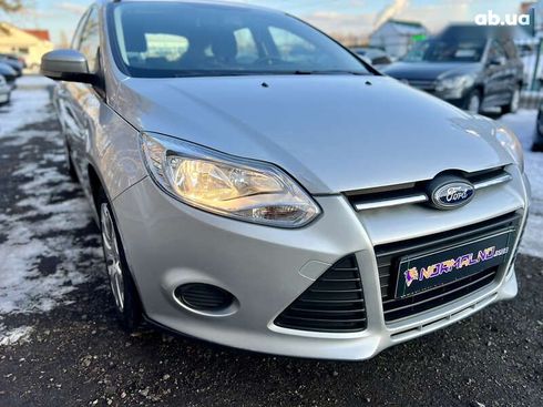 Ford Focus 2013 - фото 27